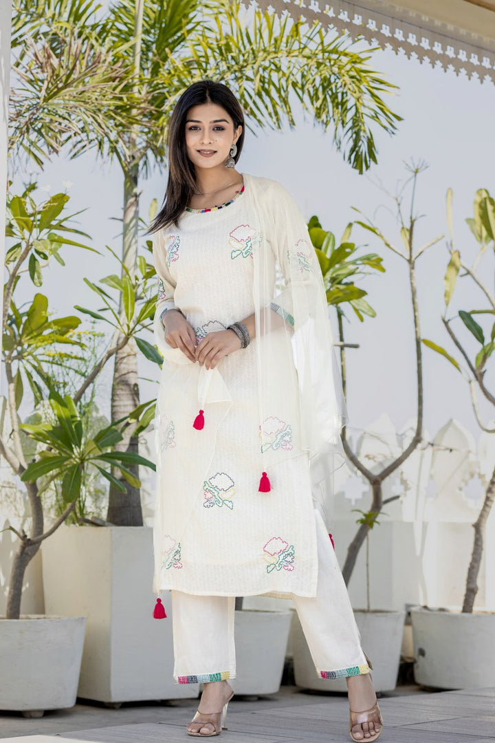 Women White Cotton Embroidered 3 Piece Kurta Set