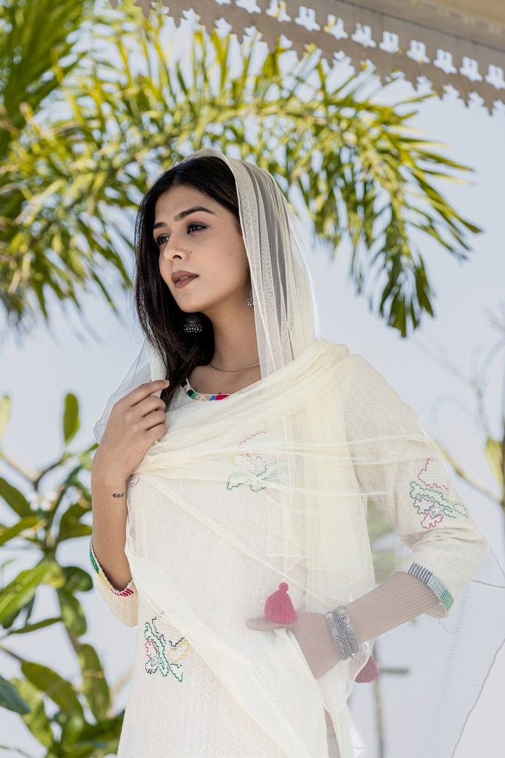 Women White Cotton Embroidered 3 Piece Kurta Set