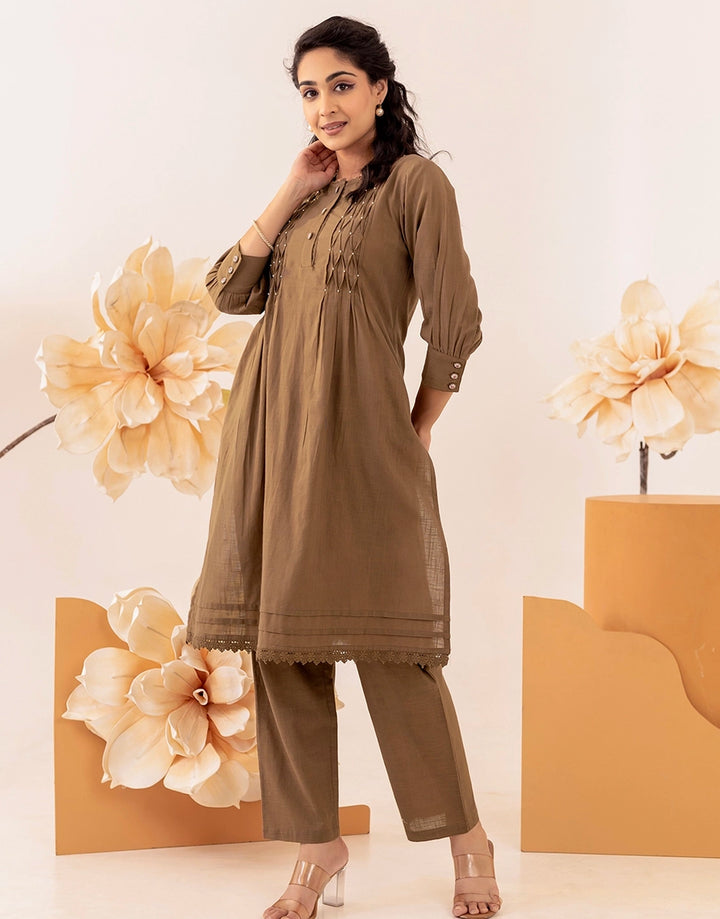 Brown Pin Tuck Detailing Round Neck Kurta set for Women