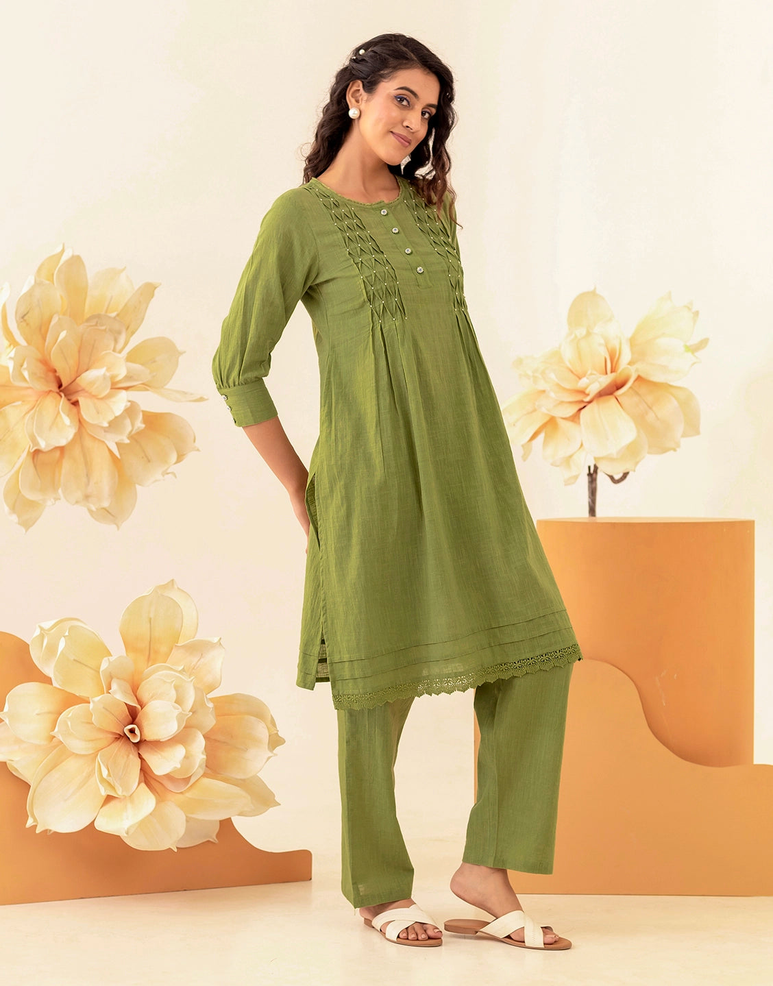 Green Pin Tuck Detailing Round Neck Kurta set for Women