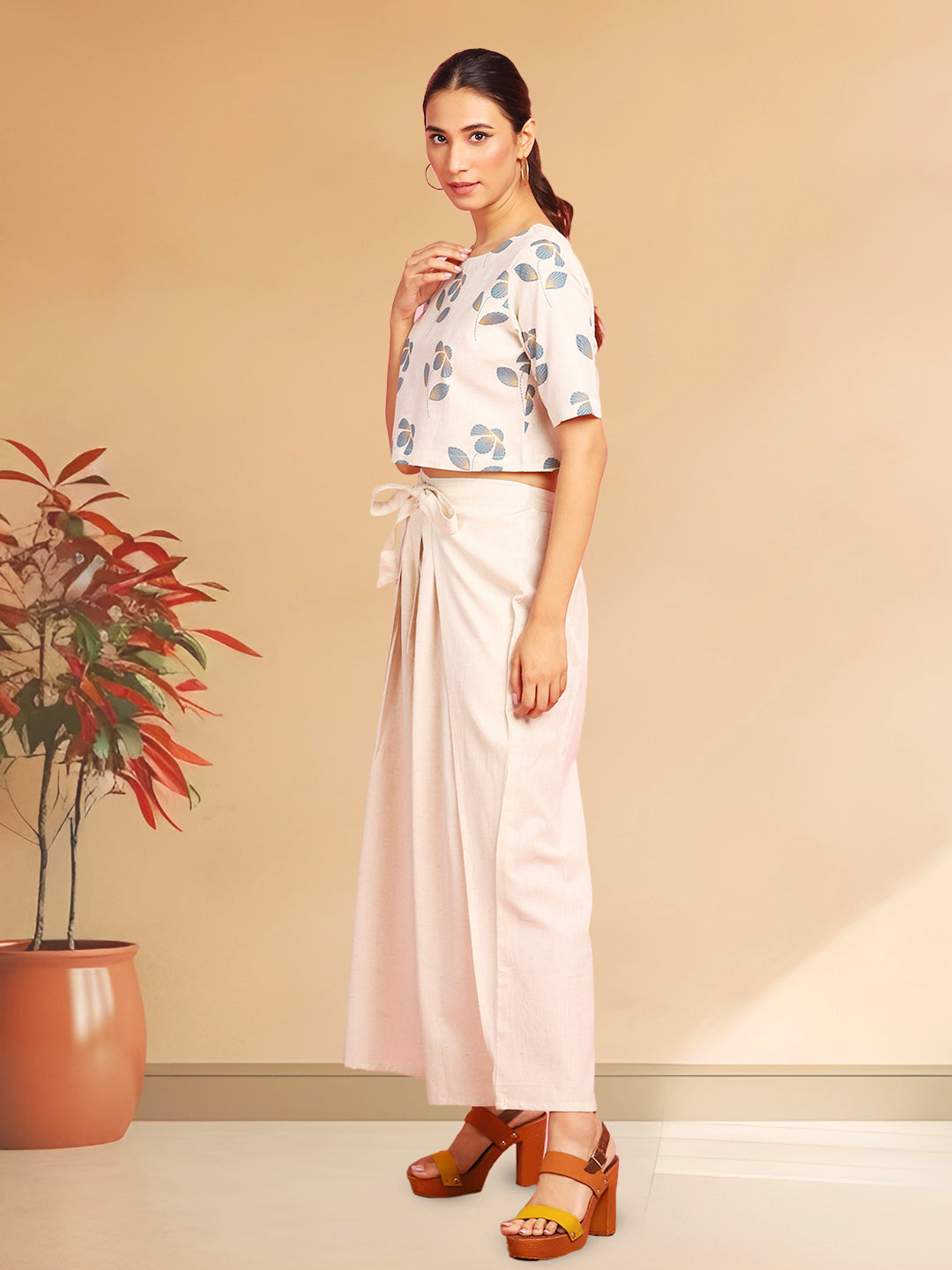 WOMEN'S TWO PIECE LINEN OFF WHITE CO-ORD SET