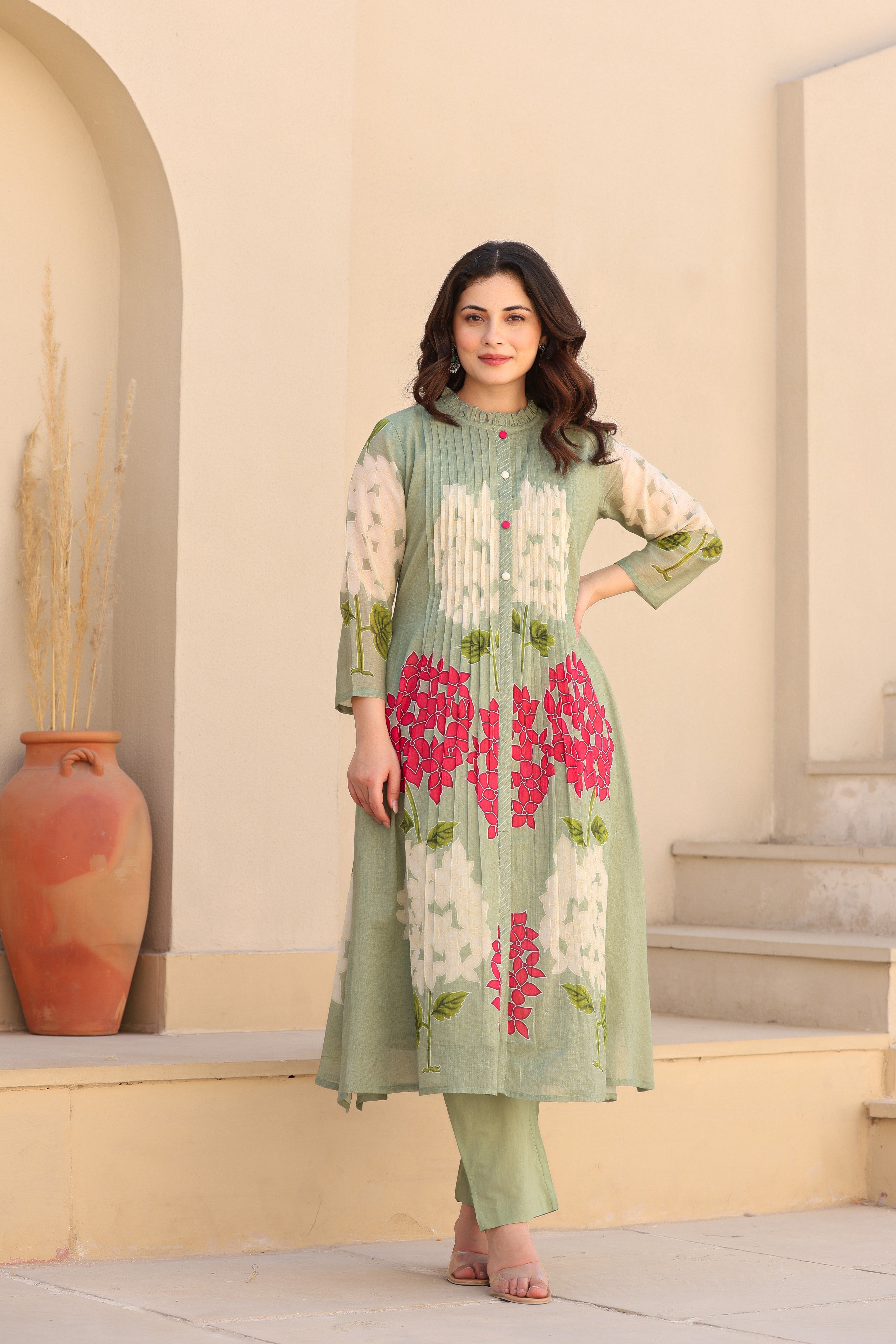 Green Floral Printed Mal Cotton Kurta Set For Women