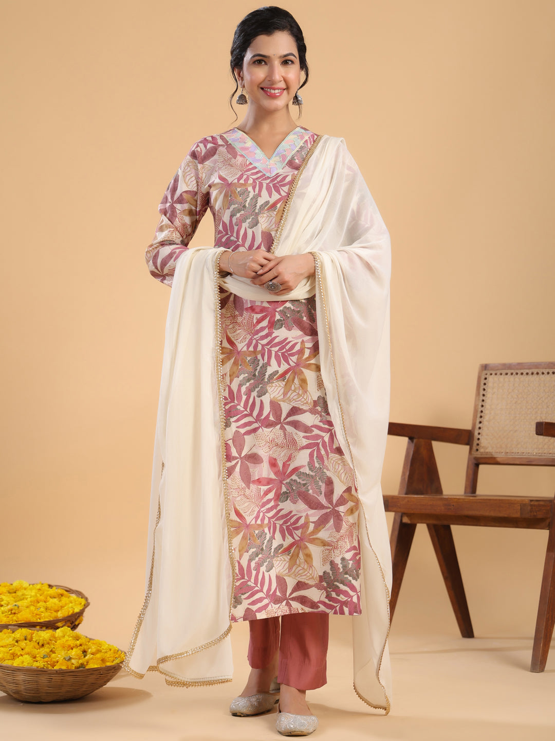 Pink Chanderi Kurta Set with Tropical Print