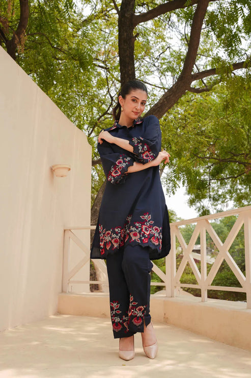 NAVY BLUE EMBROIDERED KURTA SET WITH FLORAL PATTERNED PANTS