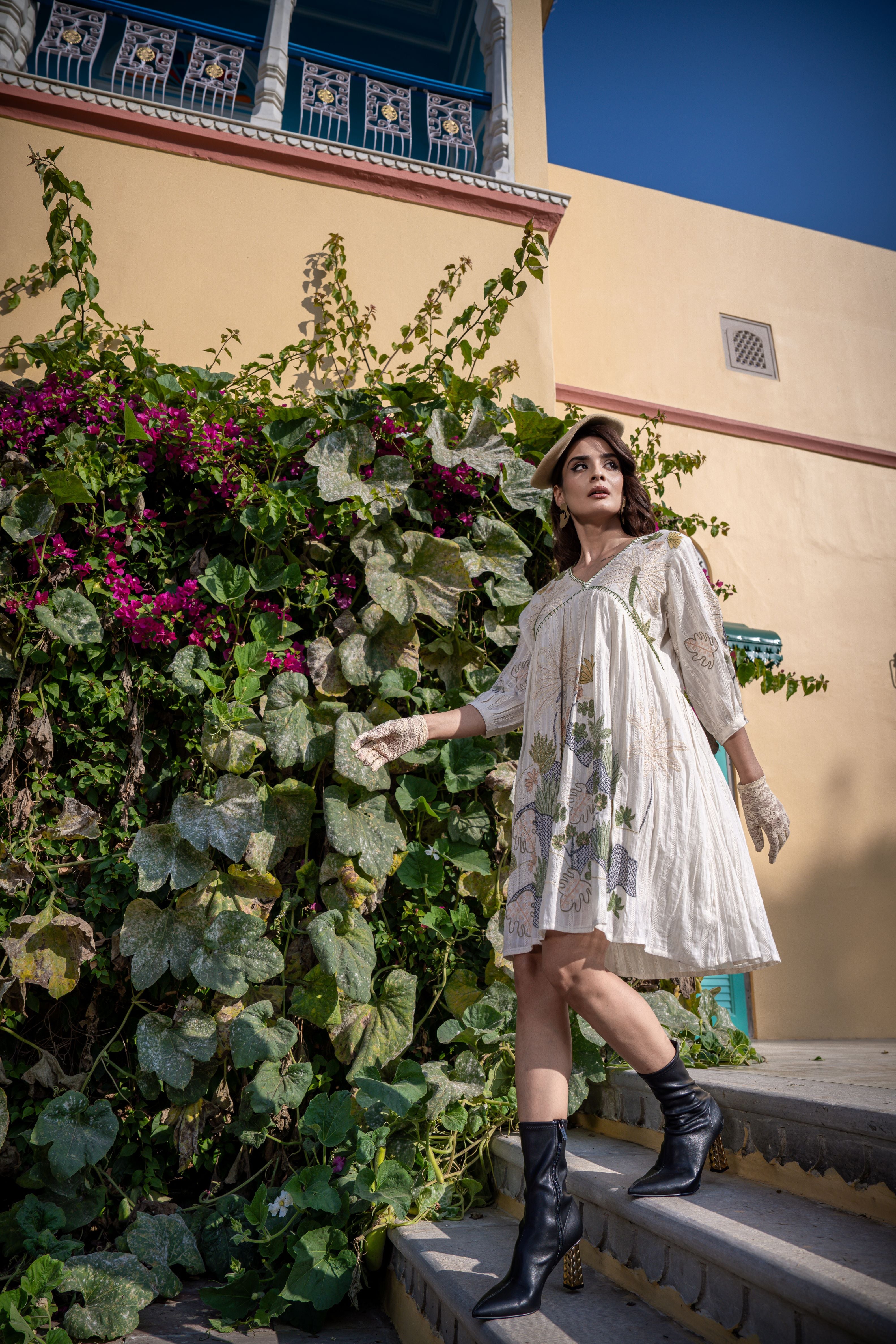 EMBROIDERED A-LINE WHITE SHORT DRESS
