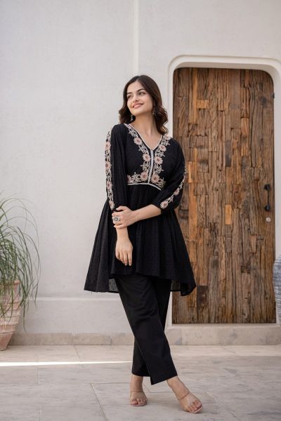Chic Black Embroidered Cotton Co-Ord Set