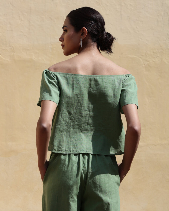 GREEN LINEN SOLID CO-ORD SET (WITH PANTS & CROP TOP)