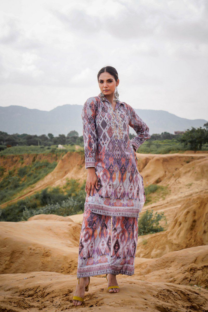 Women Multi Colour Diamond Printed Linen Co-ord Set