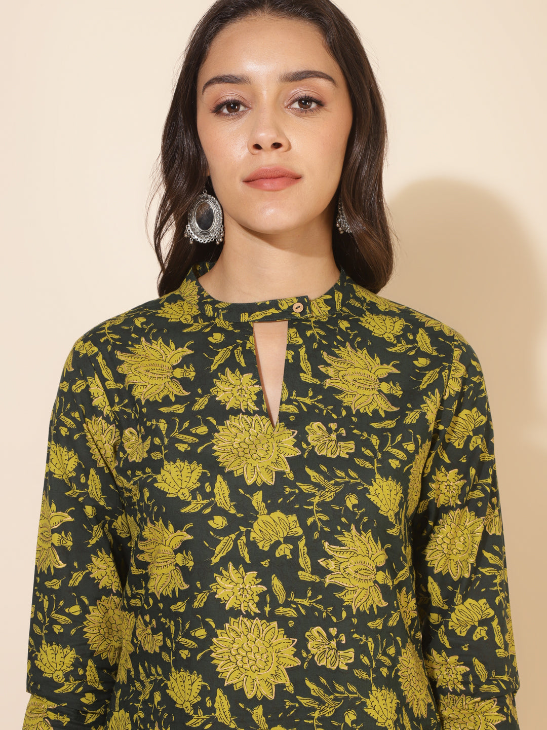 Floral Print Straight Kurta and Pant Co-ord Set