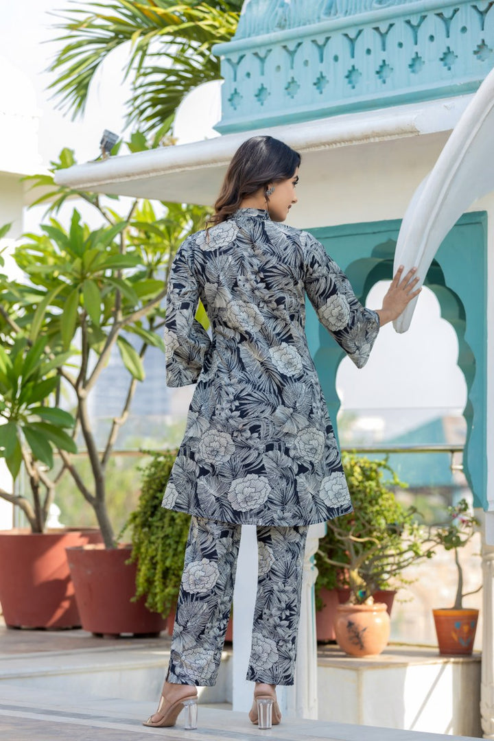 Women Black Tropical Print 2 Piece Co-ord Set
