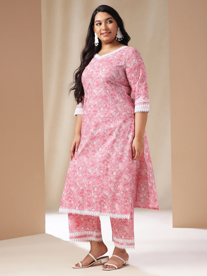 Plus Size Pink Floral Print Straight Kurta Set